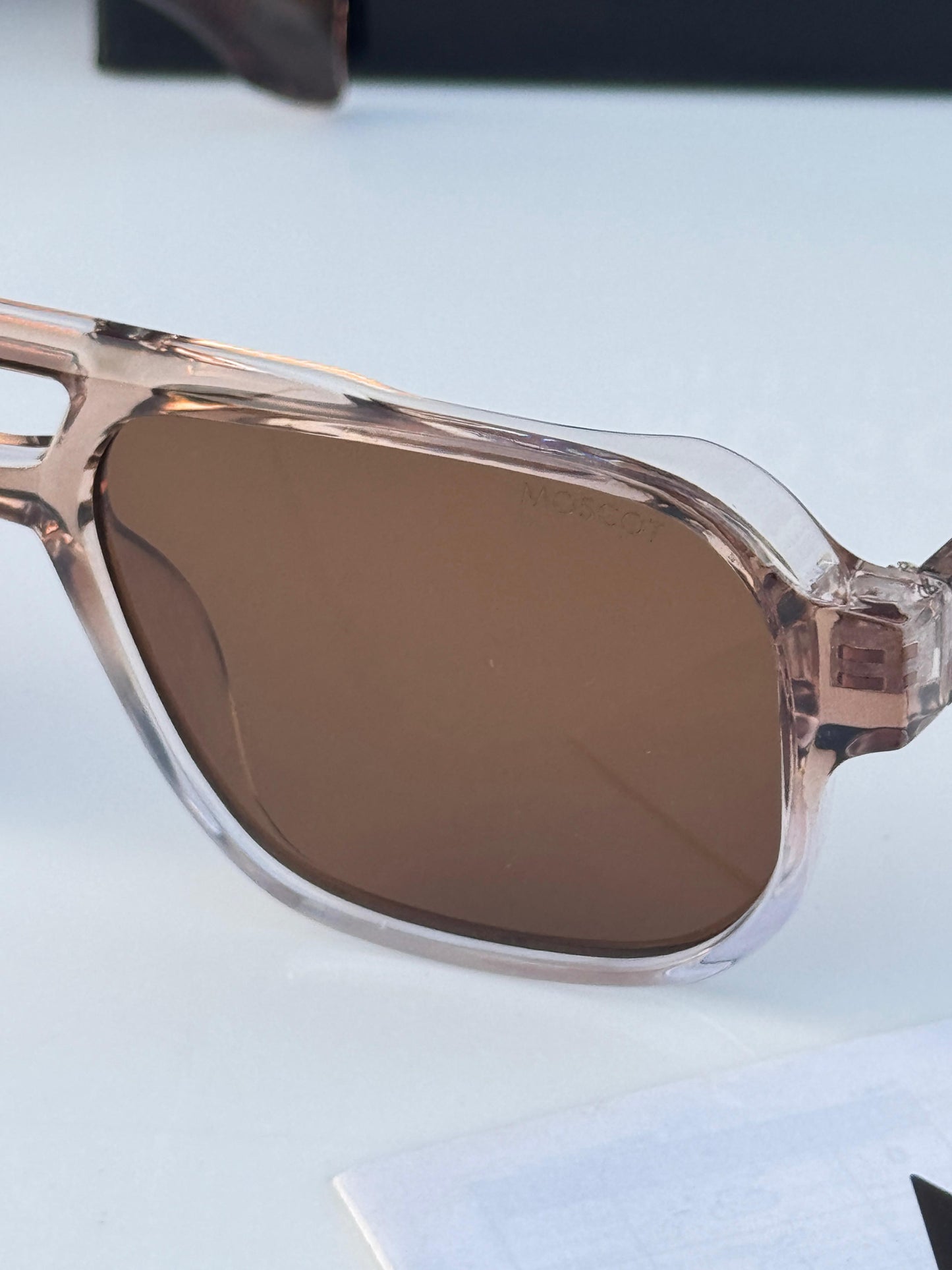 Moscot Premium Aviator Sunglasses – Crystal Brown Edition