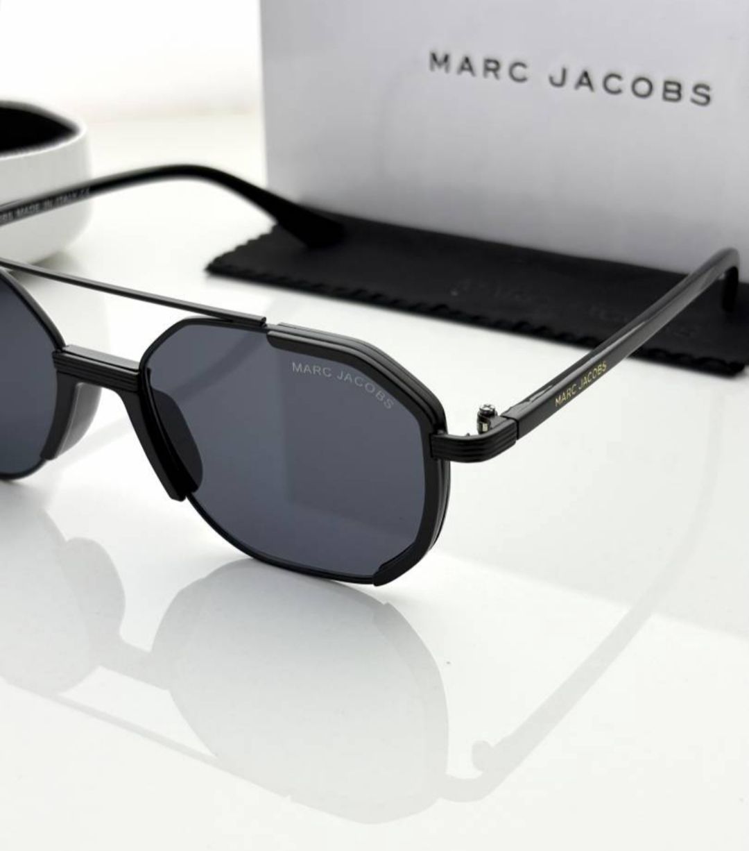 Marc Jacobs Premium Geometric Sunglasses – Matte Black Edition